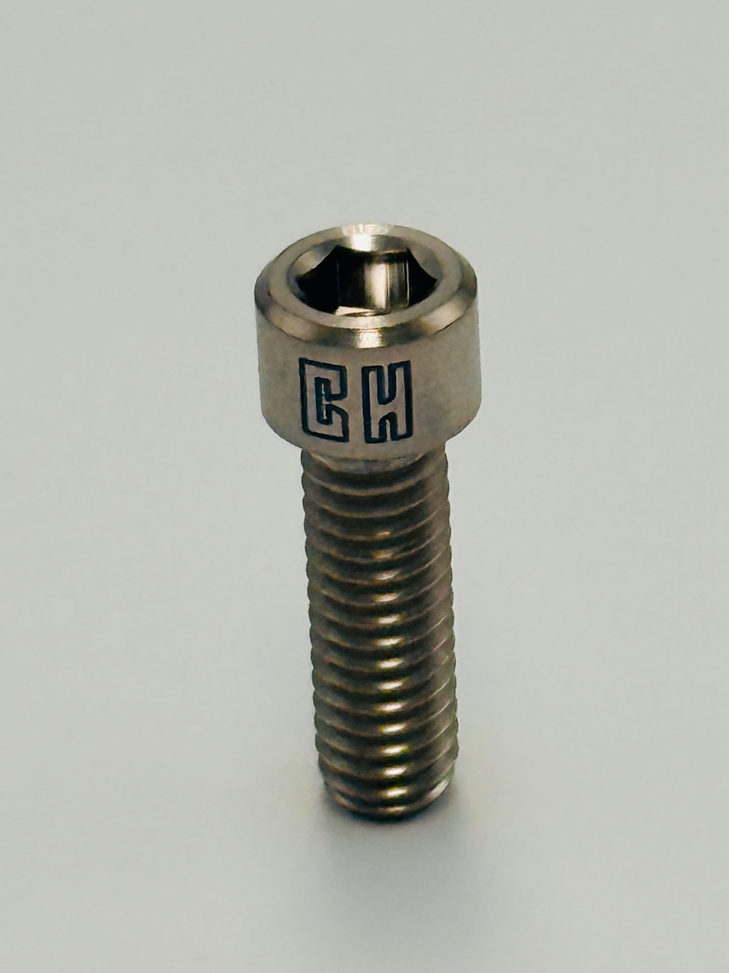 Rear Cassett Bolt Kit 4/ Chop House Titanium